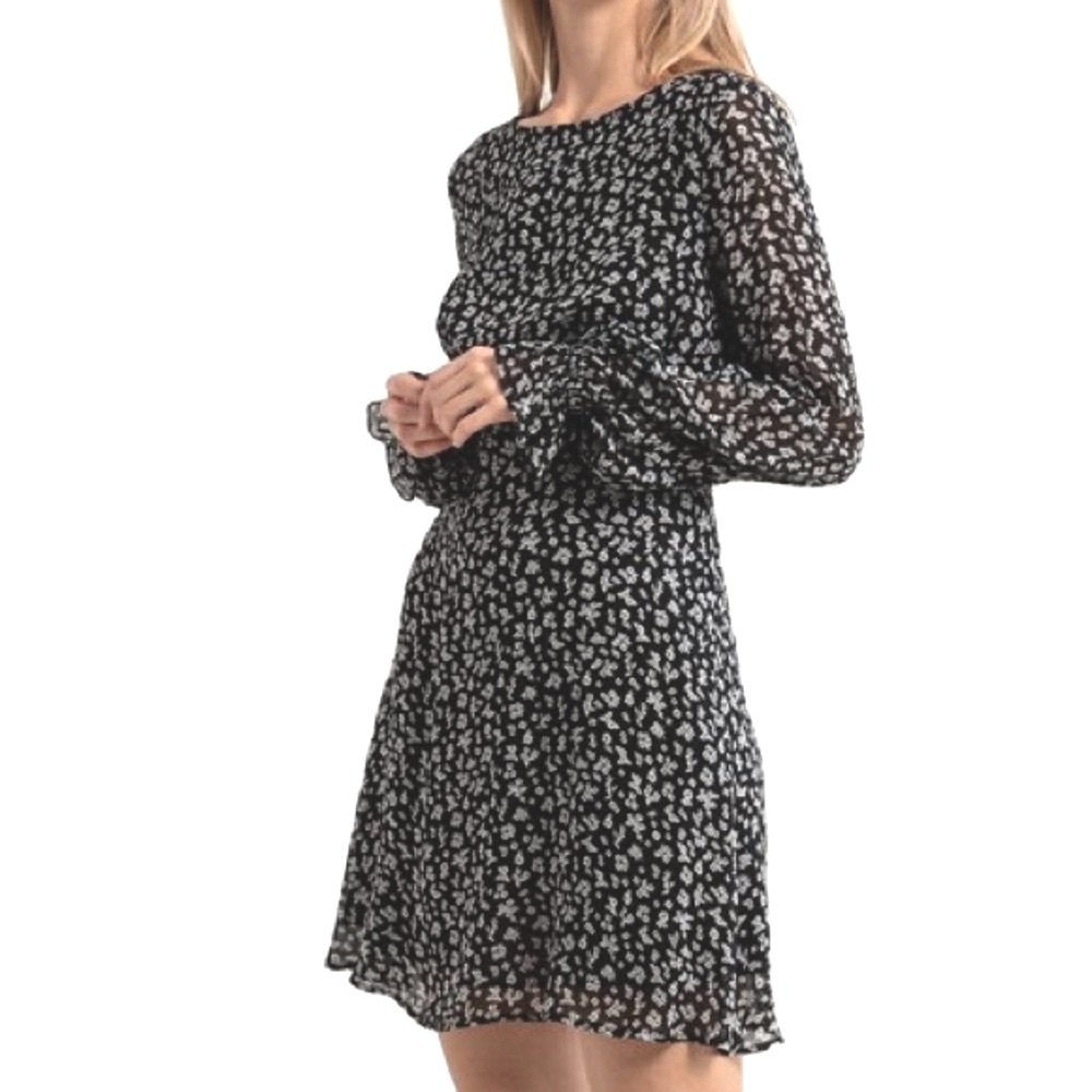 🌸3/$25 🆕 Alya Cottagecore Romantic Floral Smocked Fit & Flare Mini Dress, Size M